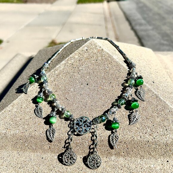 womens green hanging tree of life necklace - Picture 3 of 3